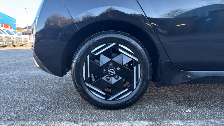 Nissan LEAF 110kW Acenta 39kWh 5dr Auto Electric Hatchback